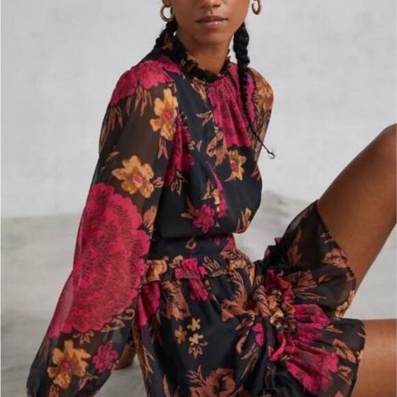 Anthropologie  Black Motif Open Back Floral Chiffon
Dress size SP NWOT - Picture 5 of 13